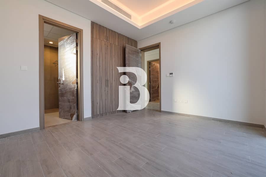 Rare Villa with Roof Top Access|Vacant and Ready - Image 9