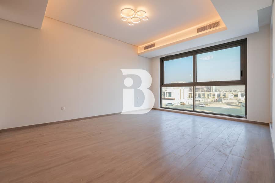 Rare Villa with Roof Top Access|Vacant and Ready - Image 16