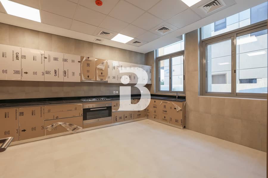 Rare Villa with Roof Top Access|Vacant and Ready - Image 21