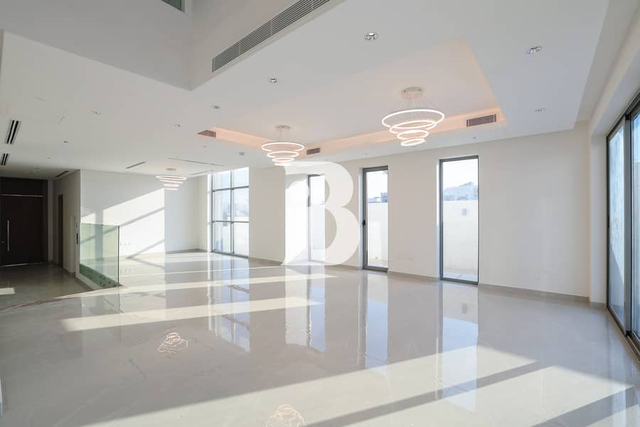 Rare Villa with Roof Top Access|Vacant and Ready - Image 27