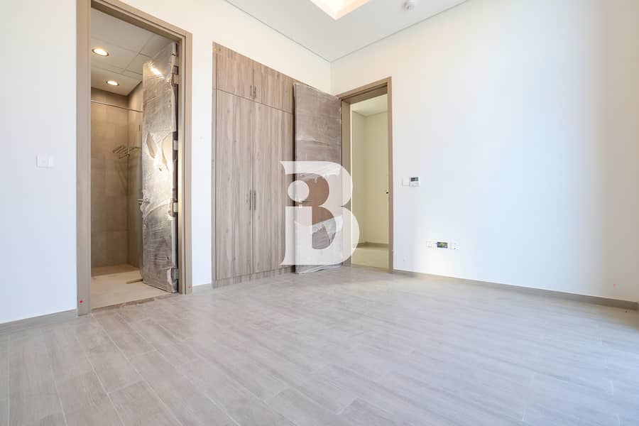 Rare Villa with Roof Top Access|Vacant and Ready - Image 32