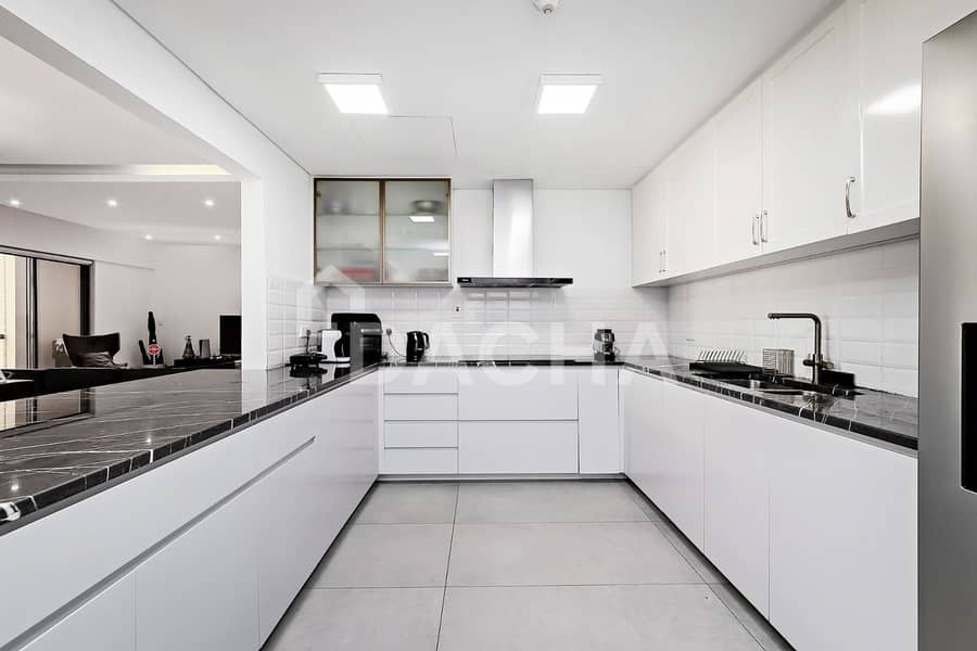 Fully Upgraded | Spacious 4Br | Ready to Move In - Image 7