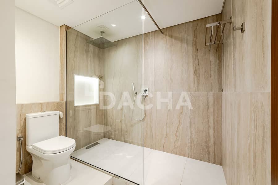 Fully Upgraded | Spacious 4Br | Ready to Move In - Image 13