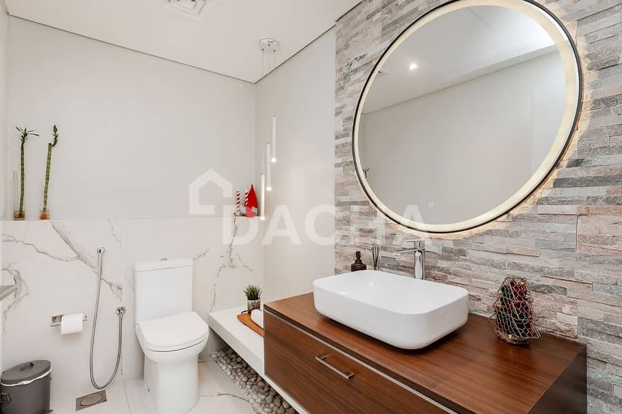 Fully Upgraded | Spacious 4Br | Ready to Move In - Image 17