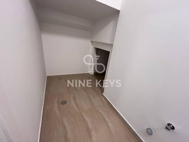 3BR + Maid | Corner Unit | Rare Layout | Spacious | Available From 12 JAN 2026 - Image 9