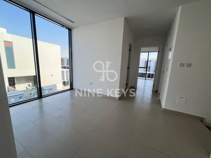 3BR + Maid | Corner Unit | Rare Layout | Spacious | Available From 12 JAN 2026 - Image 20