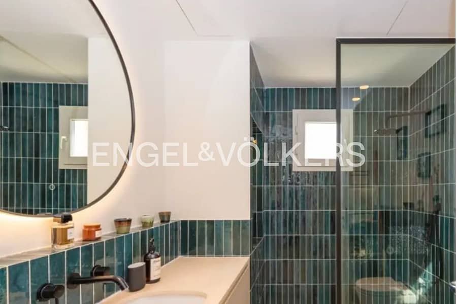 Lake View | Private Pool | Fully Renovated - Image 8