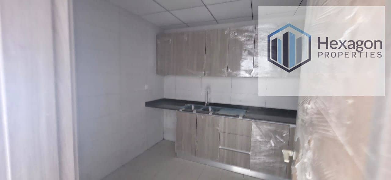 SPACIOUS 1 BHK | PRIME LOCATION | VACANT | FOR AFFORDABLE PRICE OF AED 65,000 - Image 6