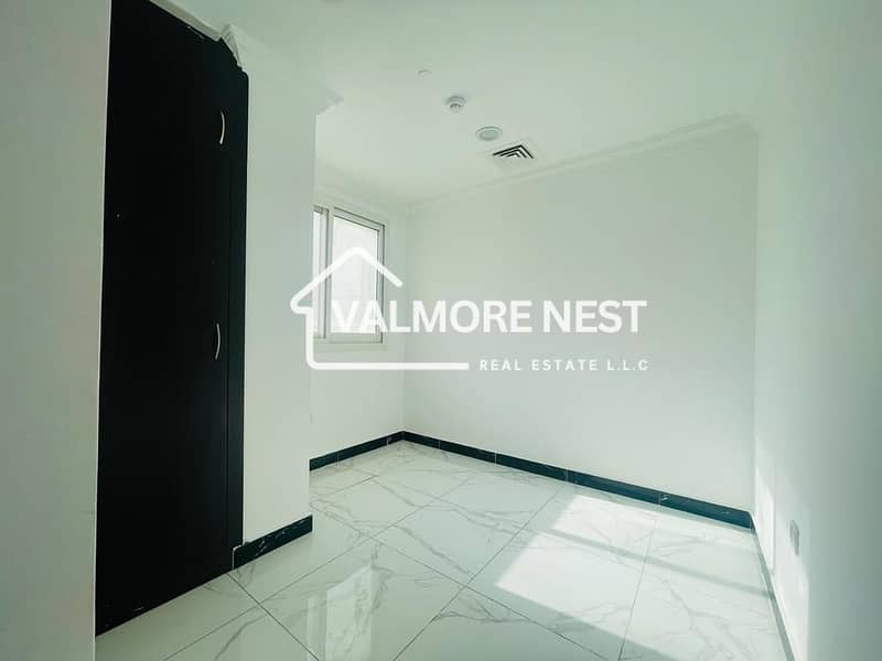 Bright & spacious unit with huge balcony I With great amenity I Ready to move - Image 7