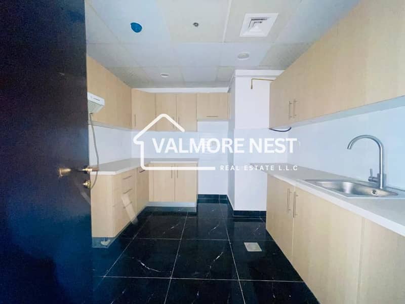 Bright & spacious unit with huge balcony I With great amenity I Ready to move - Image 18