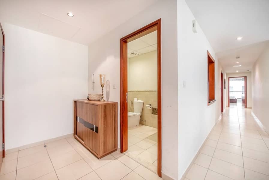 Large Type | Partial Sea View | Investors Choice