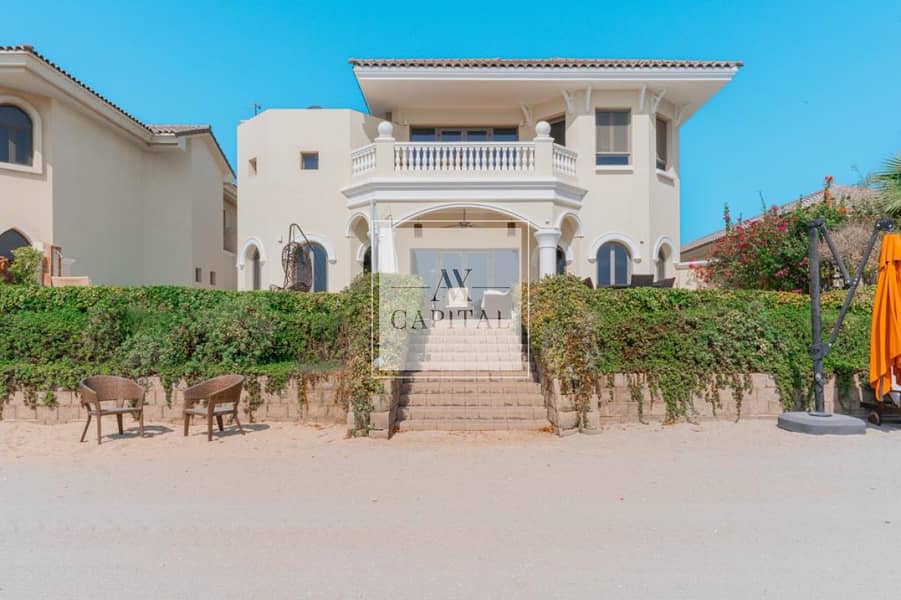 4BR villa |Vacant | Direct beach access ISea view