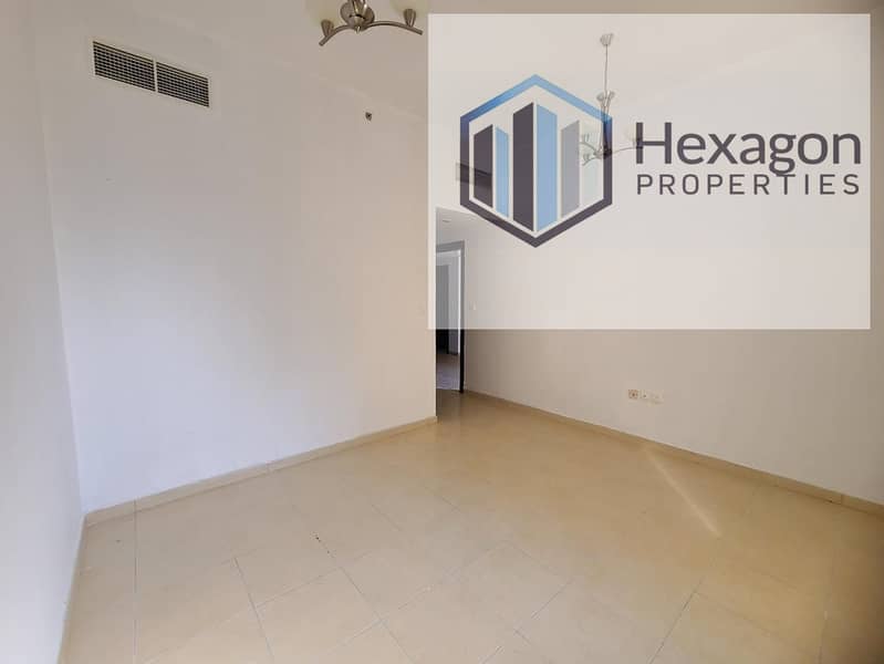 SPACIOUS 2BHK APARTMENT||LOWEST PRICE||BALCONY||AED85000 - Image 7