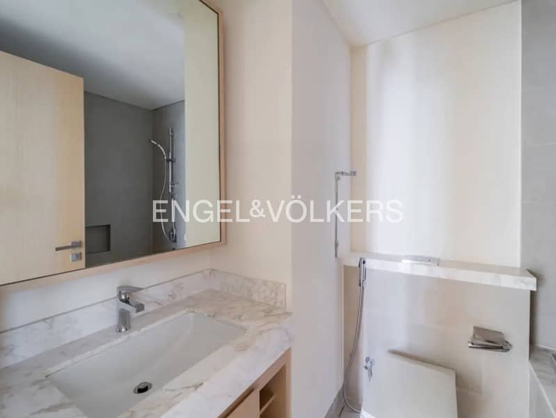 Full Park Views | Large Layout | Available - Image 10