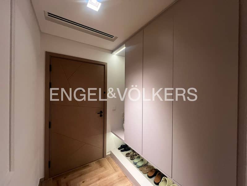 Vacant On Transfer | Furnished | Fully Upgraded - Image 8