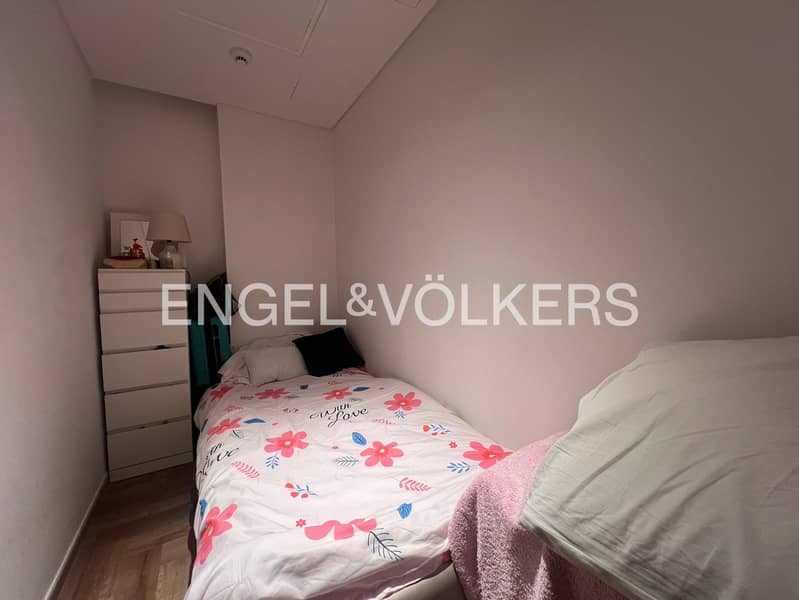 Vacant On Transfer | Furnished | Fully Upgraded - Image 18