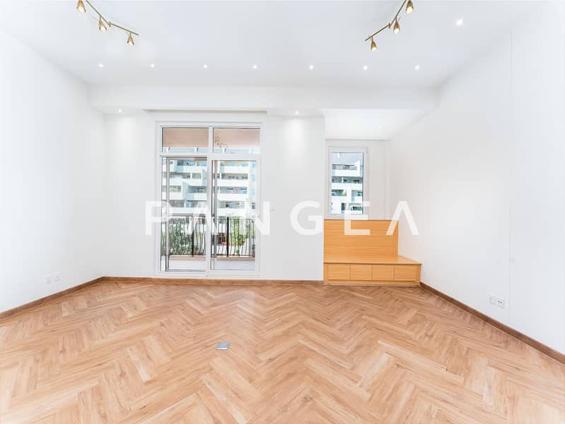 Ready to move in | Renovated | Corner unit