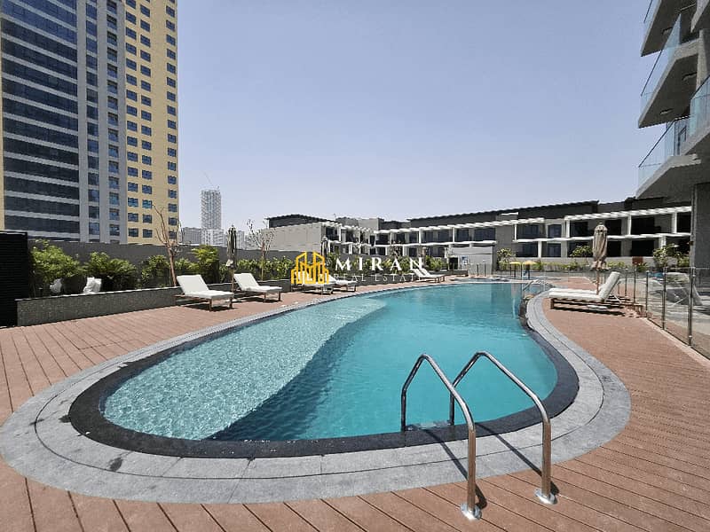 Near to Mall - Best Amenities - With Storage - Image 22