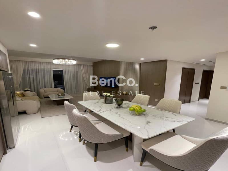 Beachfront | Designed Elie Saab | Multiple Cheque