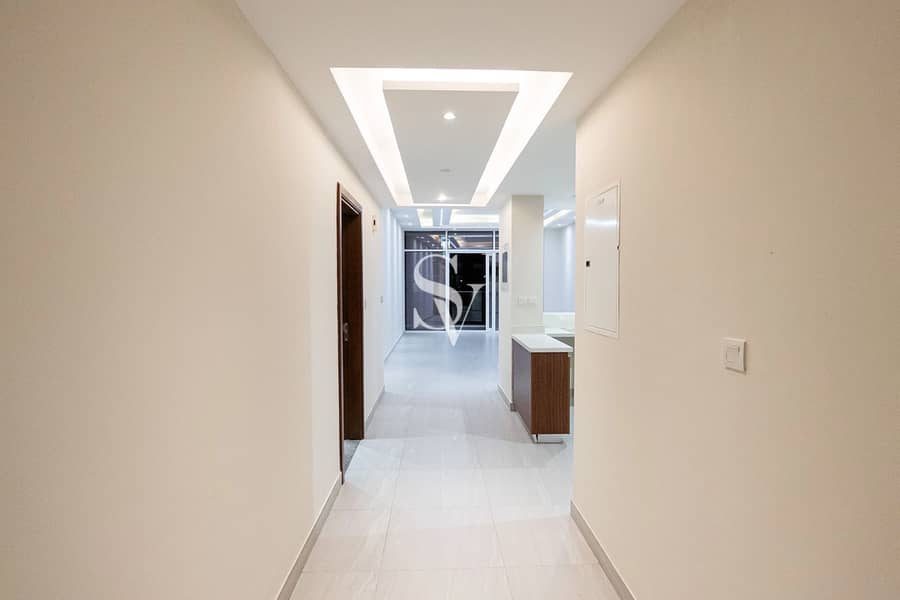 Spacious | Maids Room | Near Metro |Pool View