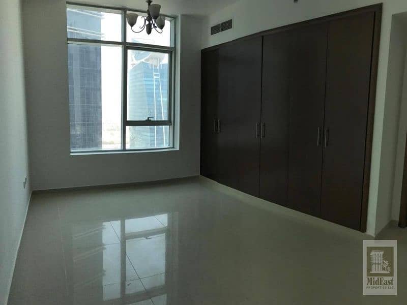 ONTARIO TOWER | 2BR | 2 BATH | 981 SQ FT
