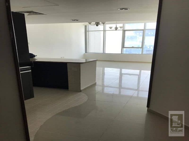 ONTARIO TOWER | 2BR | 2 BATH | 981 SQ FT