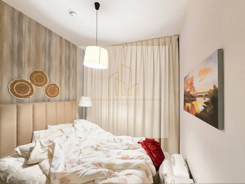 Spacious | Vacant | Single Row - Image 7