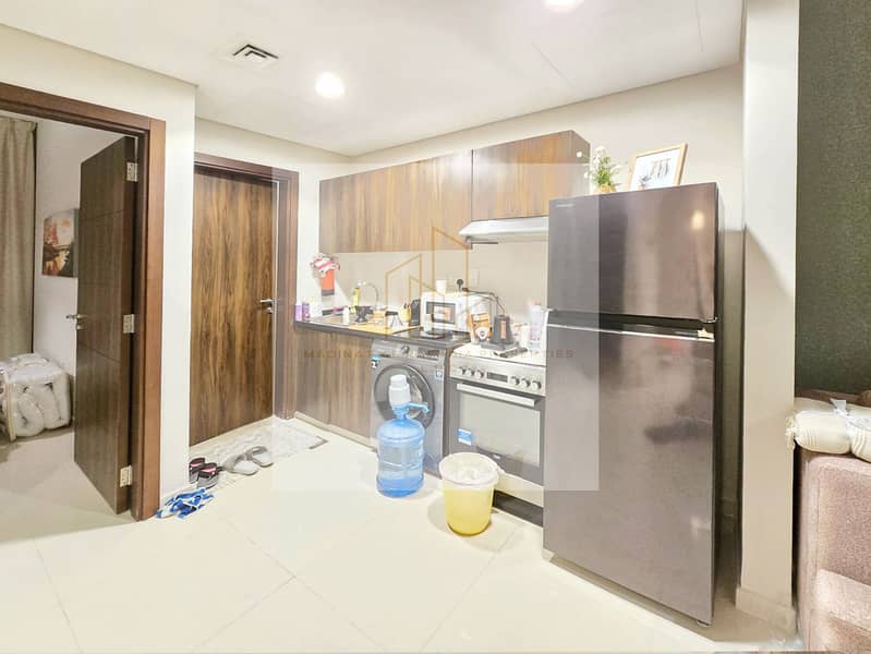 Spacious | Vacant | Single Row - Image 13