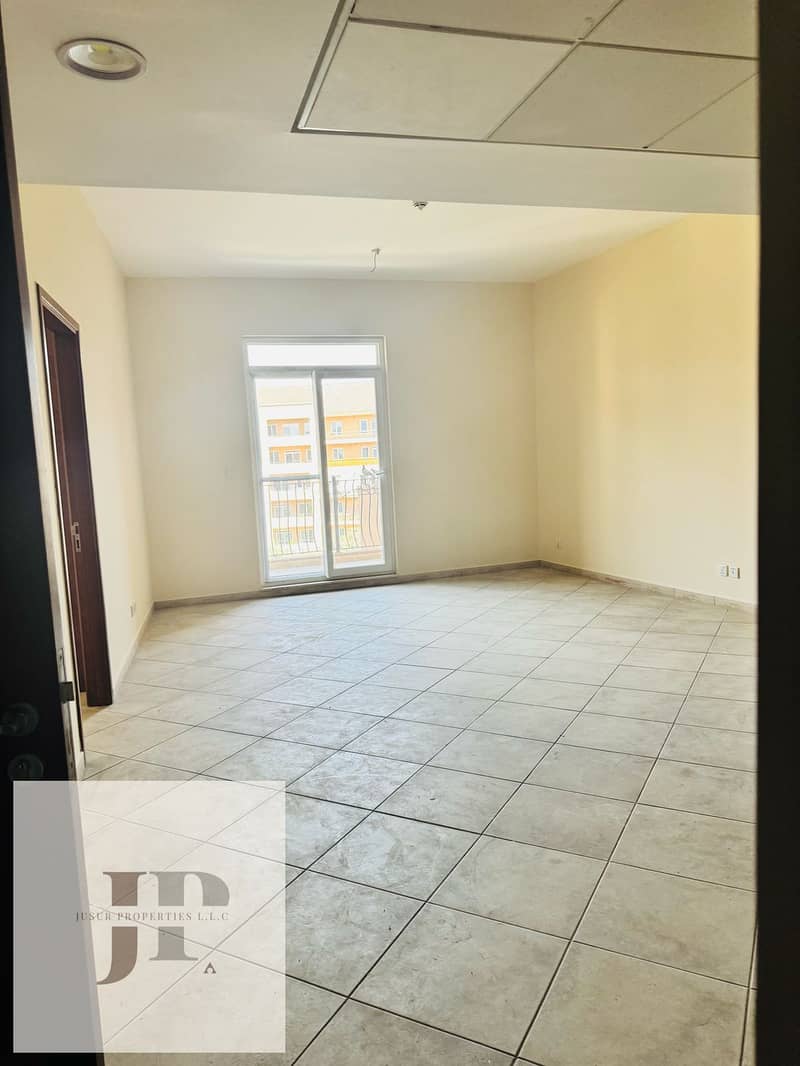 LUXURY LIVING REDEFINED-YOUR DREAM HOME AWAITS-WHERE COMFORT MEETS CONVENIENCE - Image 7