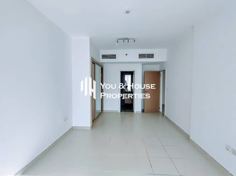 Cozy & Bright Living | spacious 1 BR - Apartment I Great Finishing