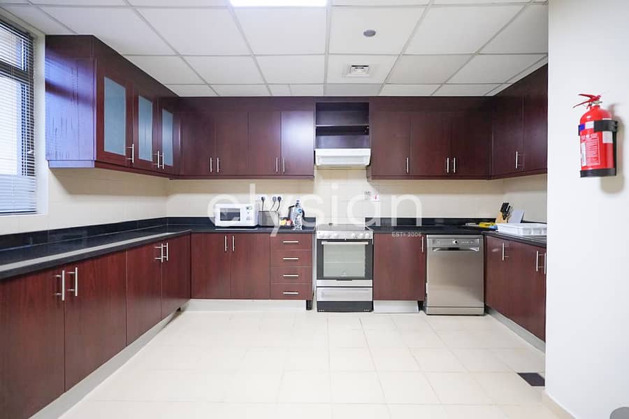 Ready To Move In | Marina View | Fully Furnished - Image 6