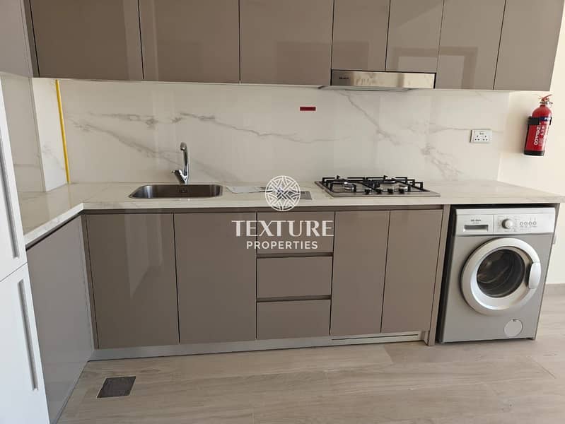 Burj View | Laundry Room | High Floor