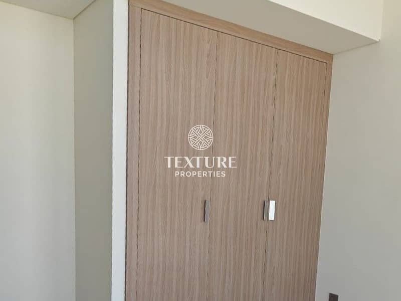 Burj View | Laundry Room | High Floor - Image 7