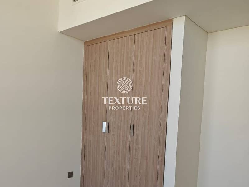 Burj View | Laundry Room | High Floor - Image 8