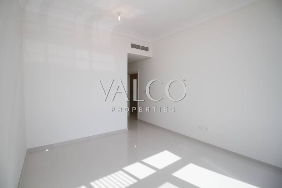 Single Row | Vacant | Type THL - Image 12