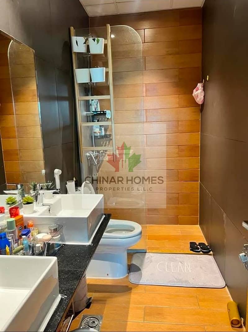 Spacious 2 Bedroom | 1,388 Sqft | With Garden | Luxury Wood Theme