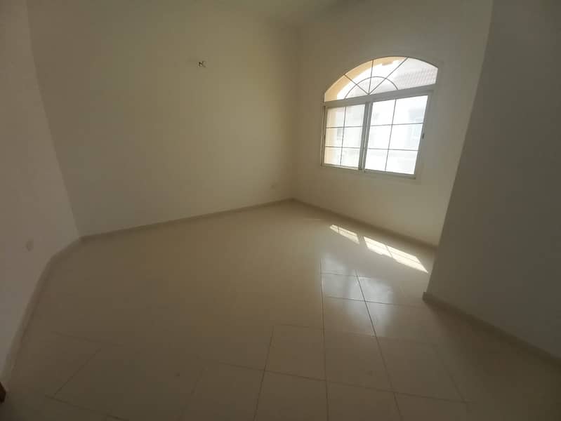 Spacious 4-BR Villa | For Rent | Al Warqa 2 - Image 11