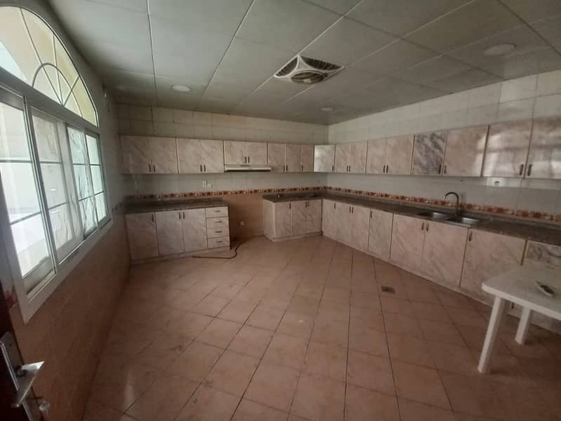 Spacious 4-BR Villa | For Rent | Al Warqa 2 - Image 13