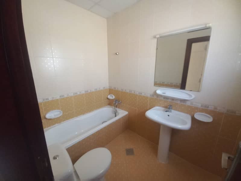 Spacious 4-BR Villa | For Rent | Al Warqa 2 - Image 17