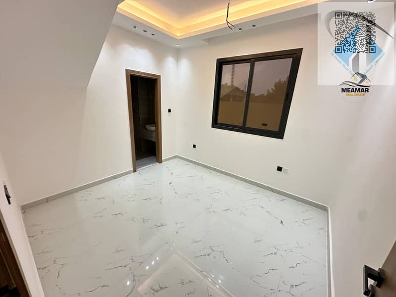 16 batch_WhatsApp Image 2025-12-10 at 9.18. 42 PM. jpeg