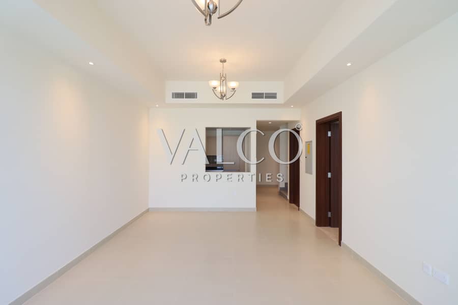 Vacant | Single Row | Middle Unit