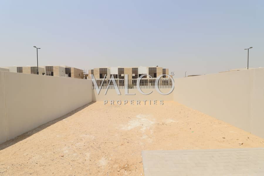 Vacant | Single Row | Middle Unit - Image 7