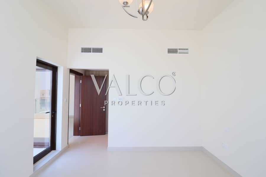 Vacant | Single Row | Middle Unit - Image 21