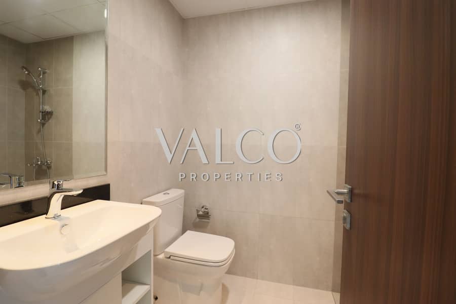 Vacant | Single Row | Middle Unit - Image 29