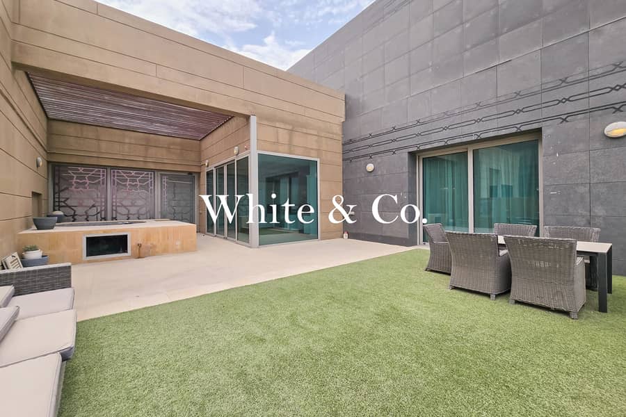 Best Value Penthouse | Sea View | Terrace