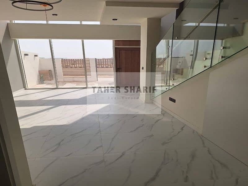 STYLISH 1 BR TOWNHOUSE | MODERN LAYOUT | HIGH ROI