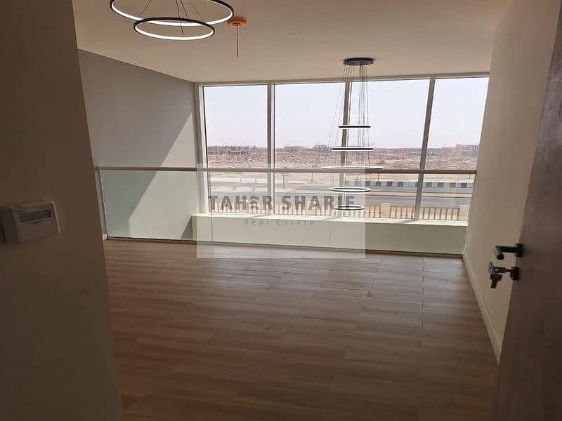 STYLISH 1 BR TOWNHOUSE | MODERN LAYOUT | HIGH ROI - Image 10