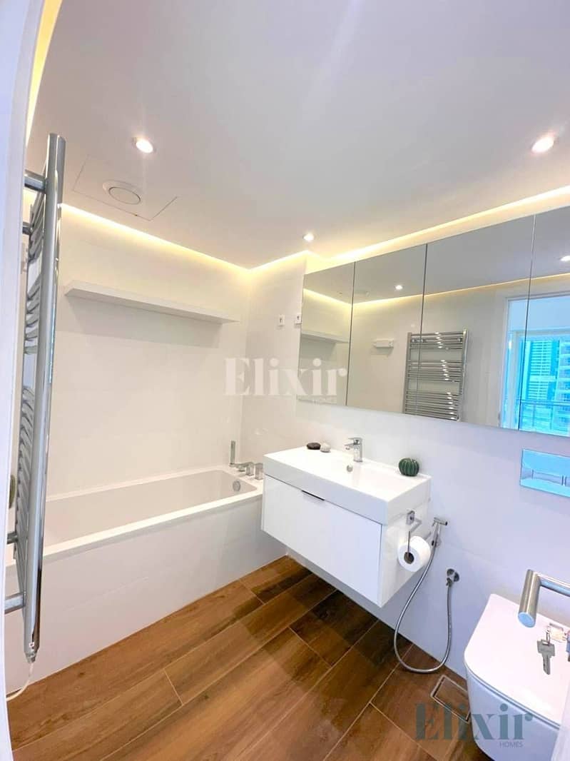 Vacant | Fully renovated | 3 bedrooms | Marina View - Image 11