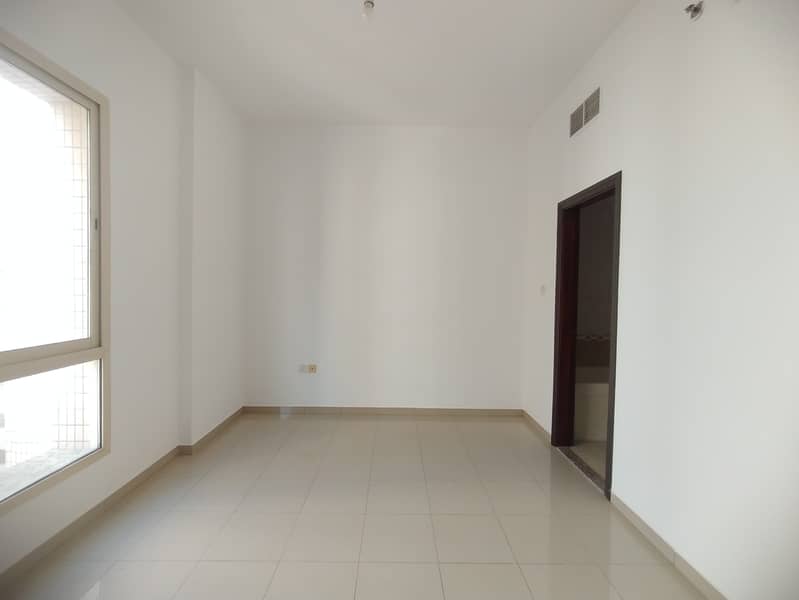 Reasonable Price/:/2Bhk Luxury Spacious Apartment For Family||Gym Pool Maintenance free || Re - Image 11