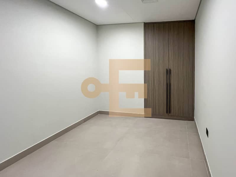 Store Room | Furnished | Kitchen Appliances - Image 12